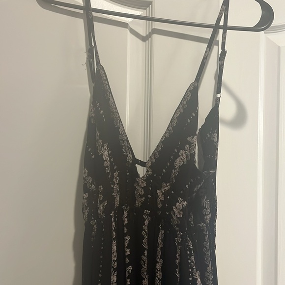 Angie Maxi Dress - Picture 2 of 4